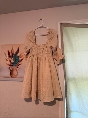 Woman’s ' Cream Puff-Sleeve Summer Dress